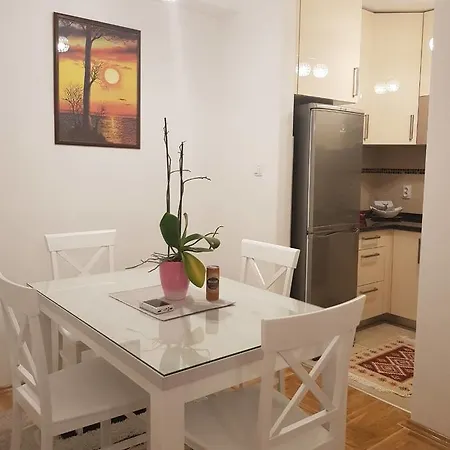 Apartment Apartman Tea Stan Na Dan