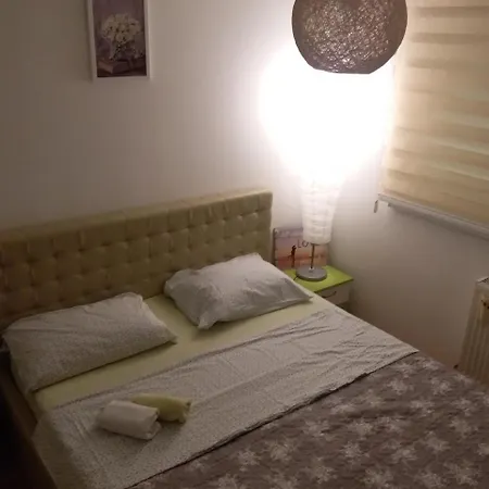Apartment Apartman Tea Stan Na Dan *